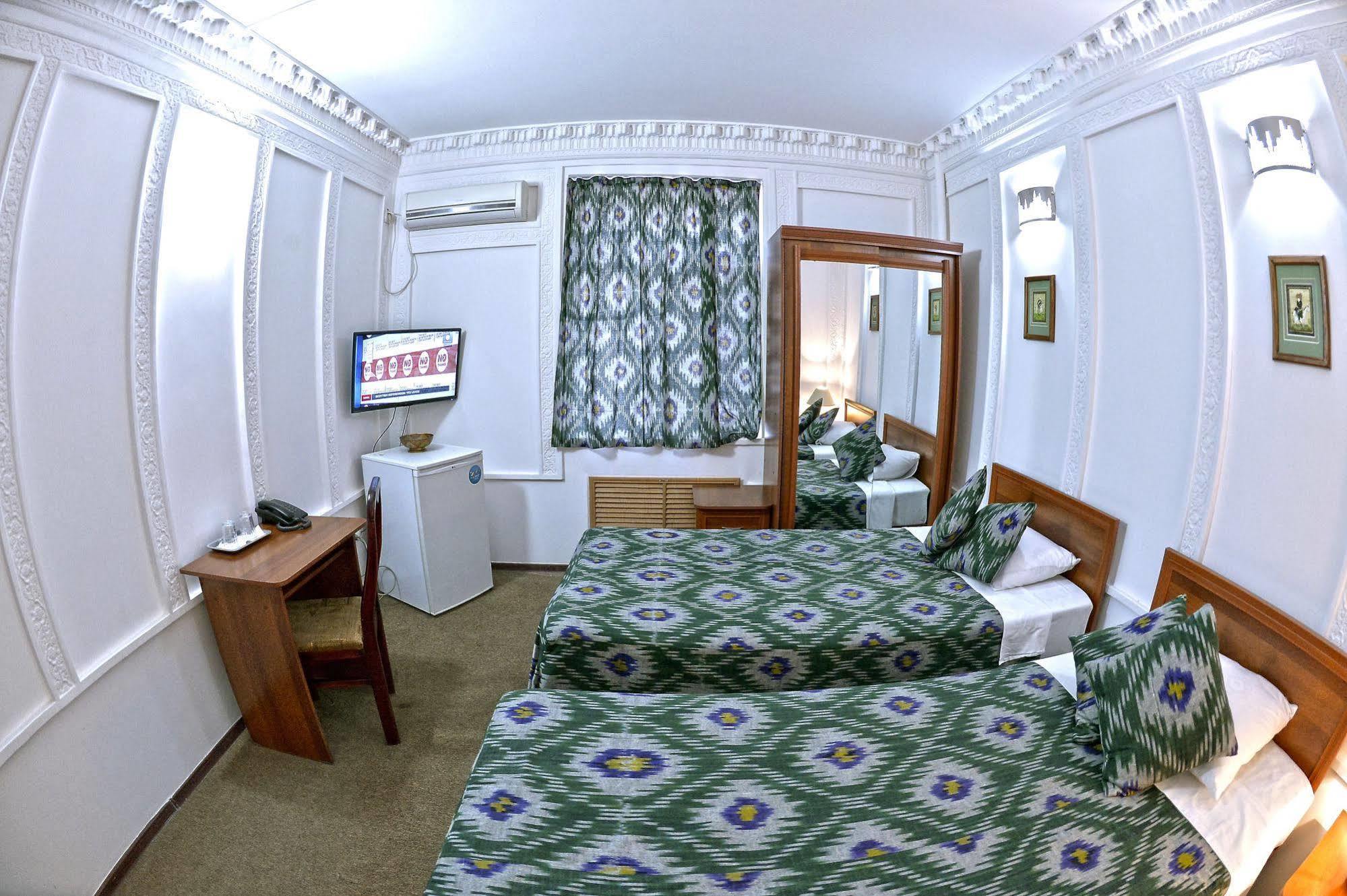 בוקורו Boutique Hotel Minzifa מראה חיצוני תמונה