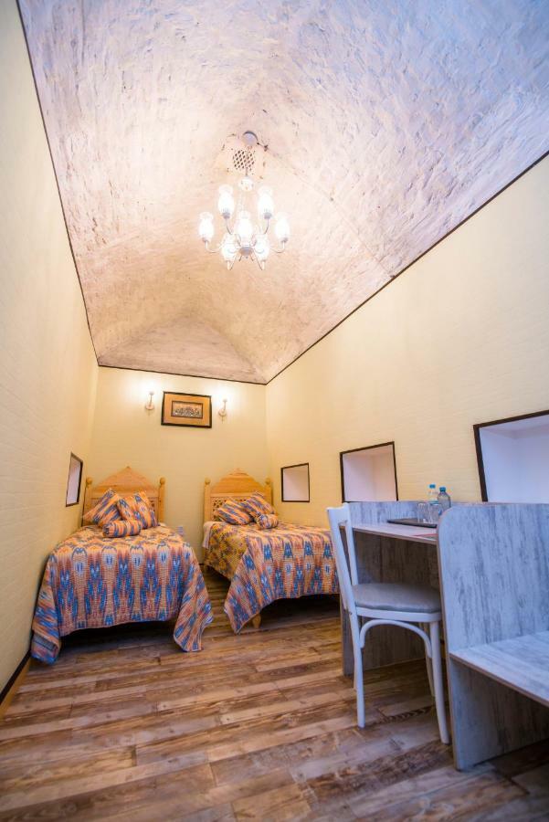 בוקורו Boutique Hotel Minzifa מראה חיצוני תמונה